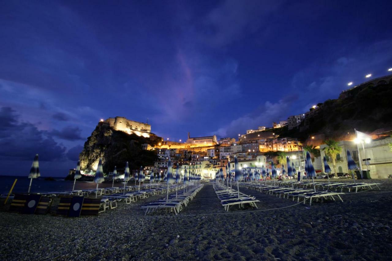 Il Ritratto Casa Vacanza ชิลลา ภายนอก รูปภาพ